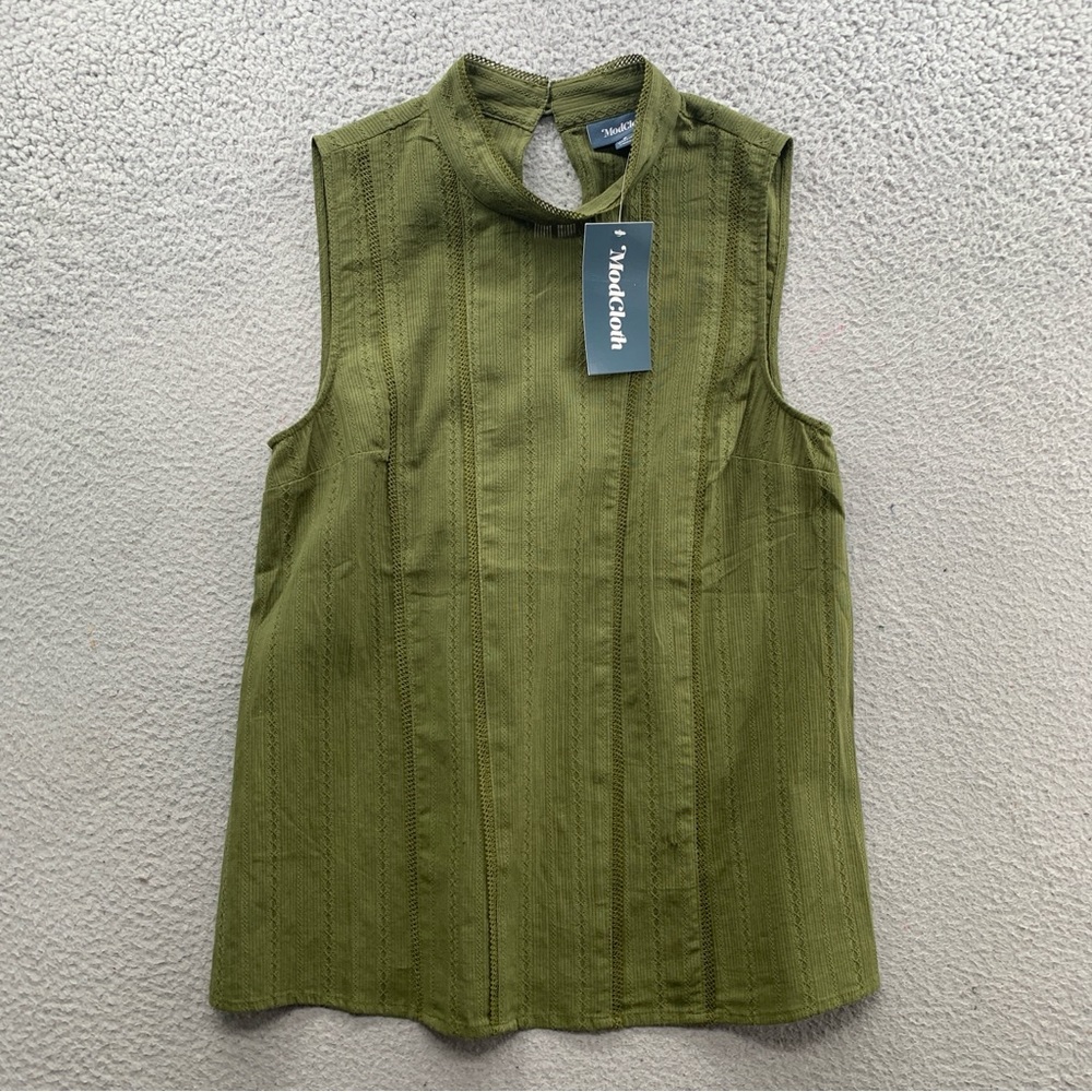 MODCLOTH Twist Of Victorian Sleeveless Top Blouse Olive Green Mock Neck Size S